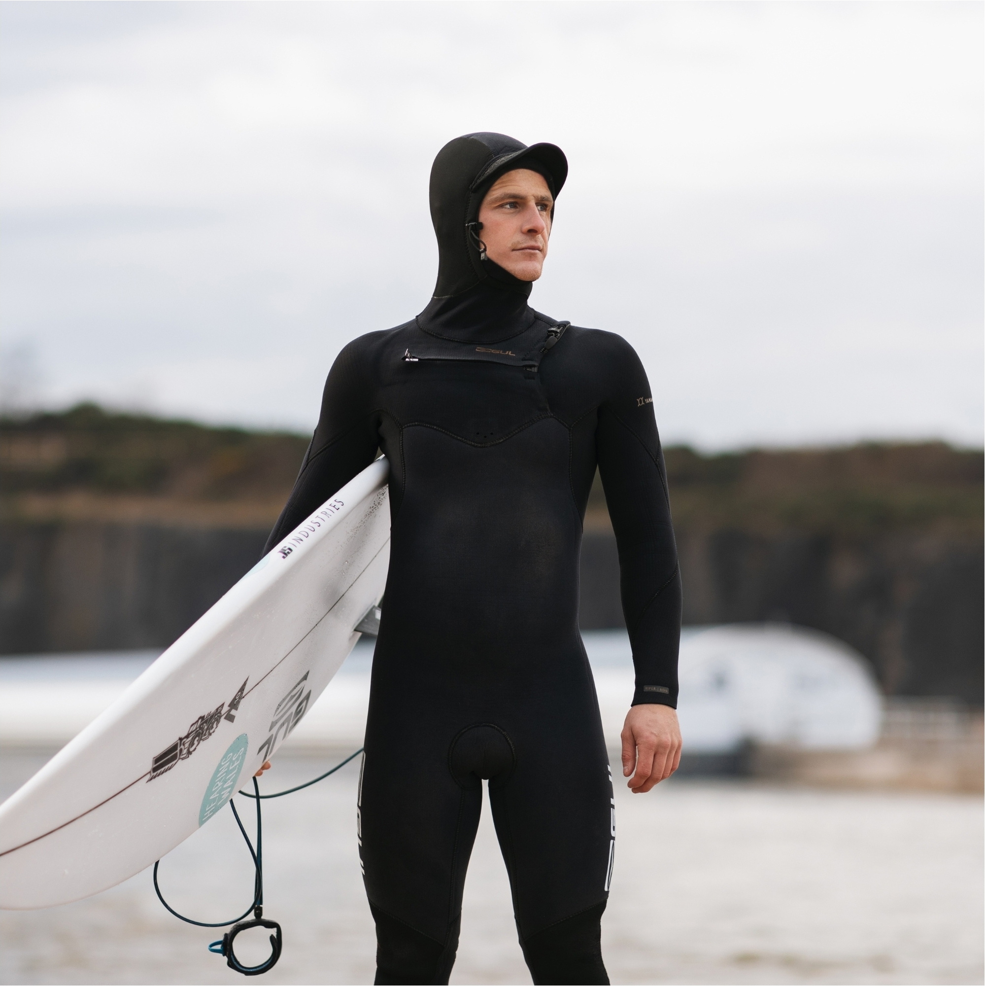 O'Neill Hyperfreak+ 4/3mm Muta Con Cappuccio, Chiusura Zip Sul Petto, Nera, Taglia LT